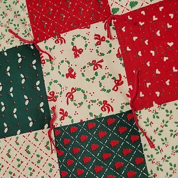 38"rnd 22" Sq 2- Christmas Tree Skirts Patchwork Hand stitched Tied adorable - Picture 2 of 9